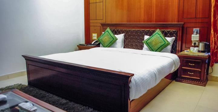 Treebo Shanta Inn Lucknow Exterior foto