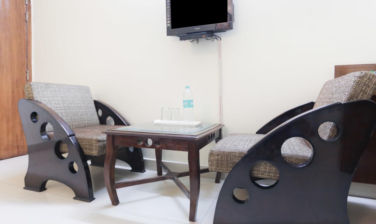 Treebo Shanta Inn Lucknow Exterior foto
