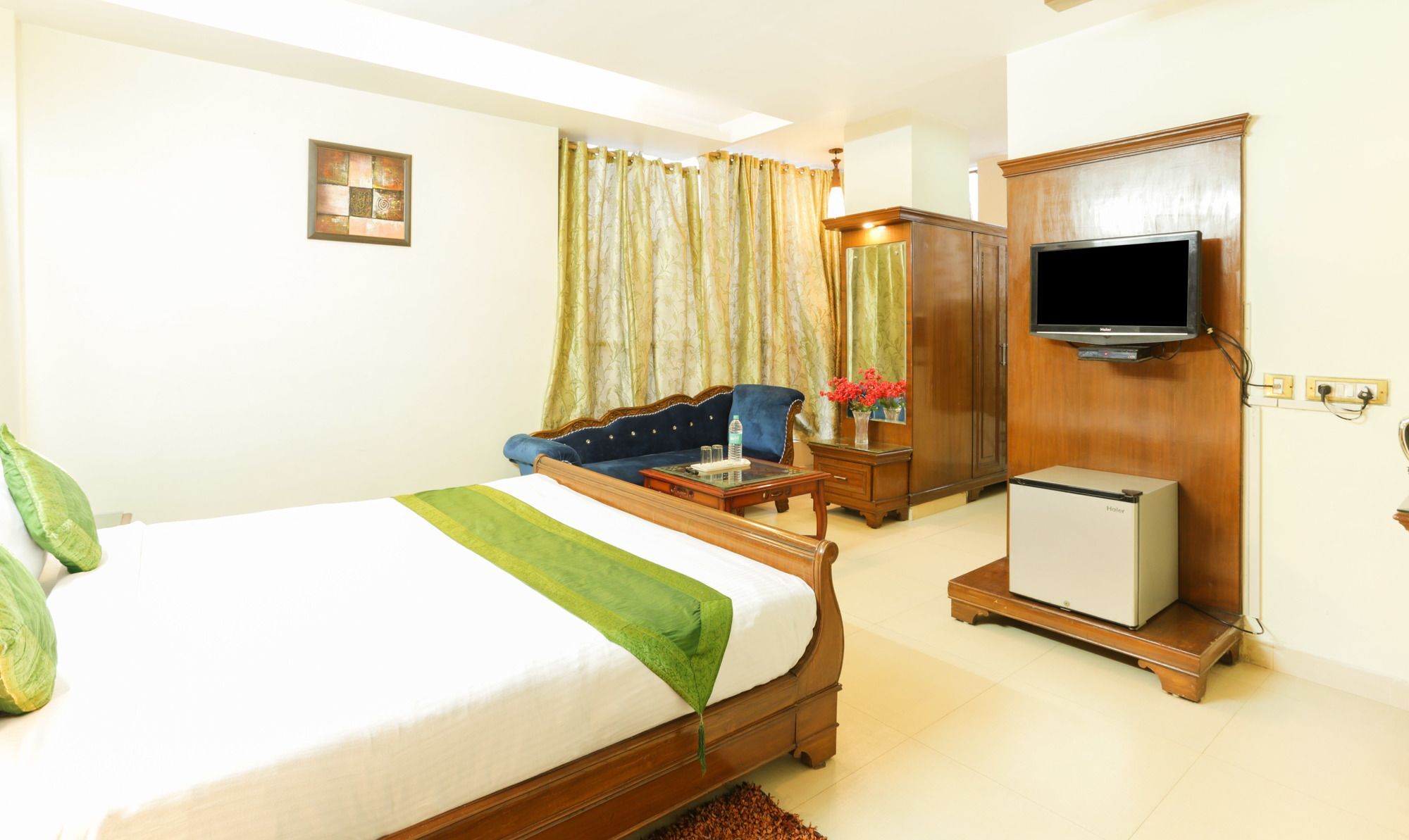 Treebo Shanta Inn Lucknow Exterior foto