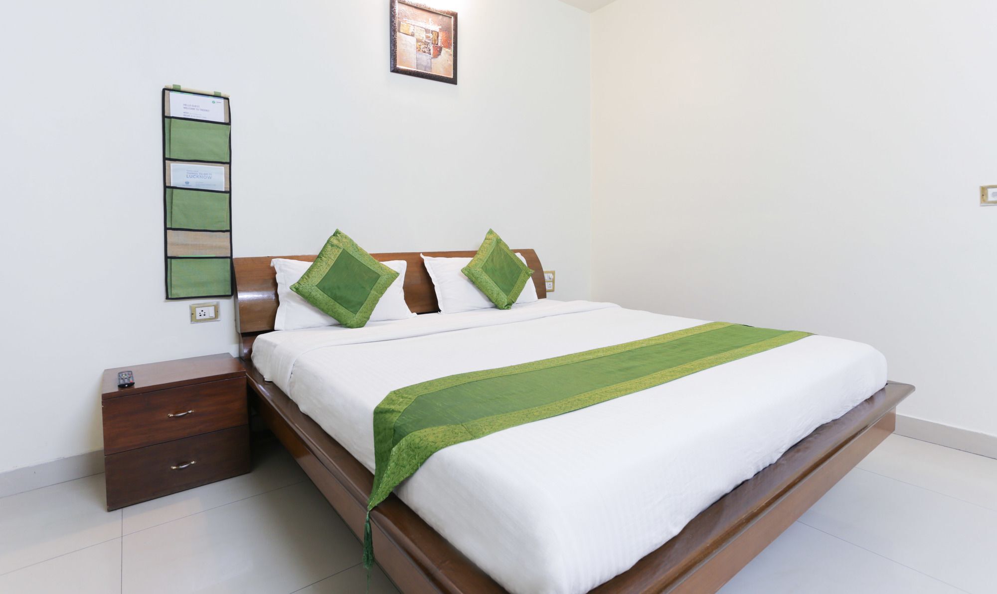 Treebo Shanta Inn Lucknow Exterior foto